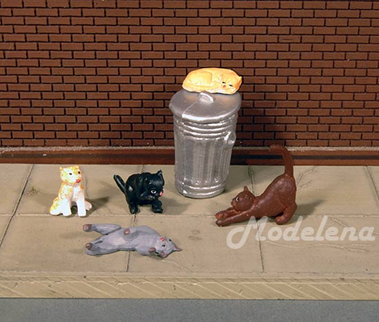 Bachmann 33107. Фигурки: мусорный бак и 5 кошек.